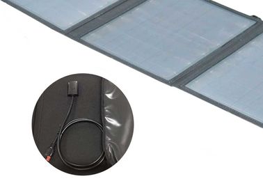 Lipat Mono Cell 2.6A Pasokan Tenaga Surya Portabel